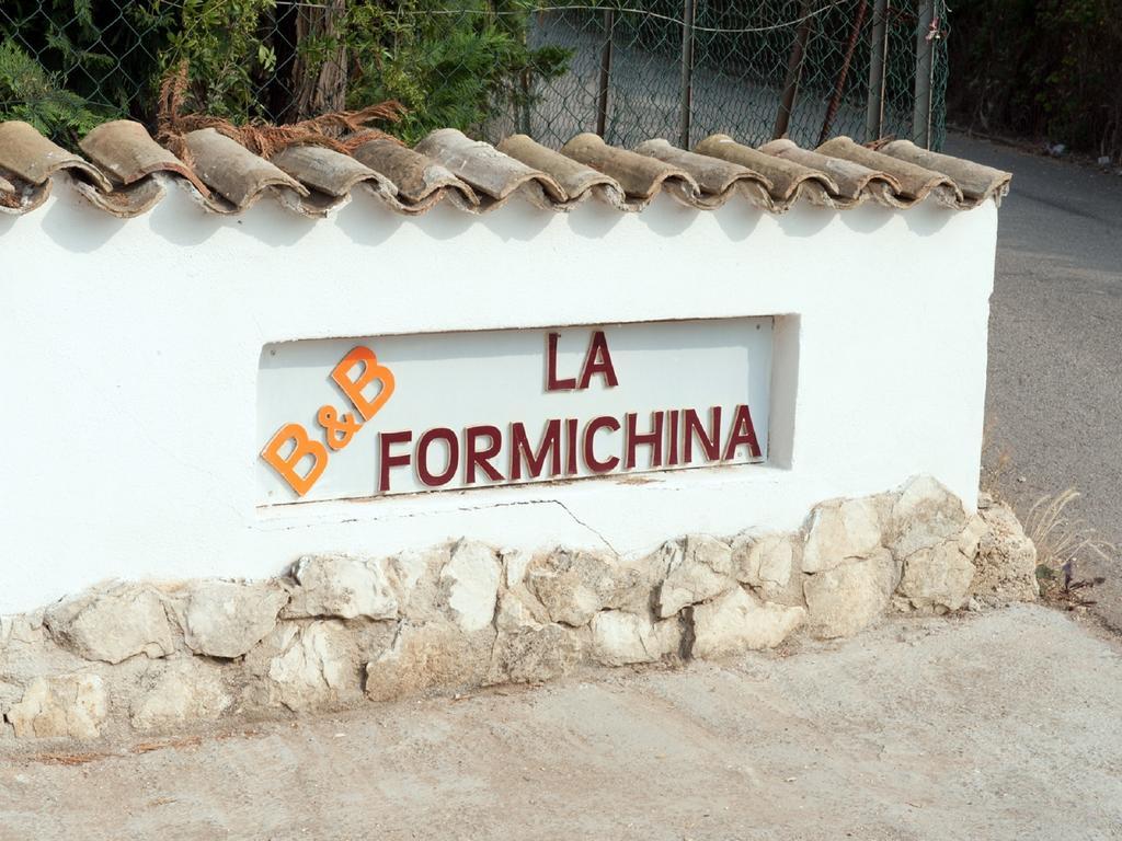B&B La Formichina Пескичи Экстерьер фото