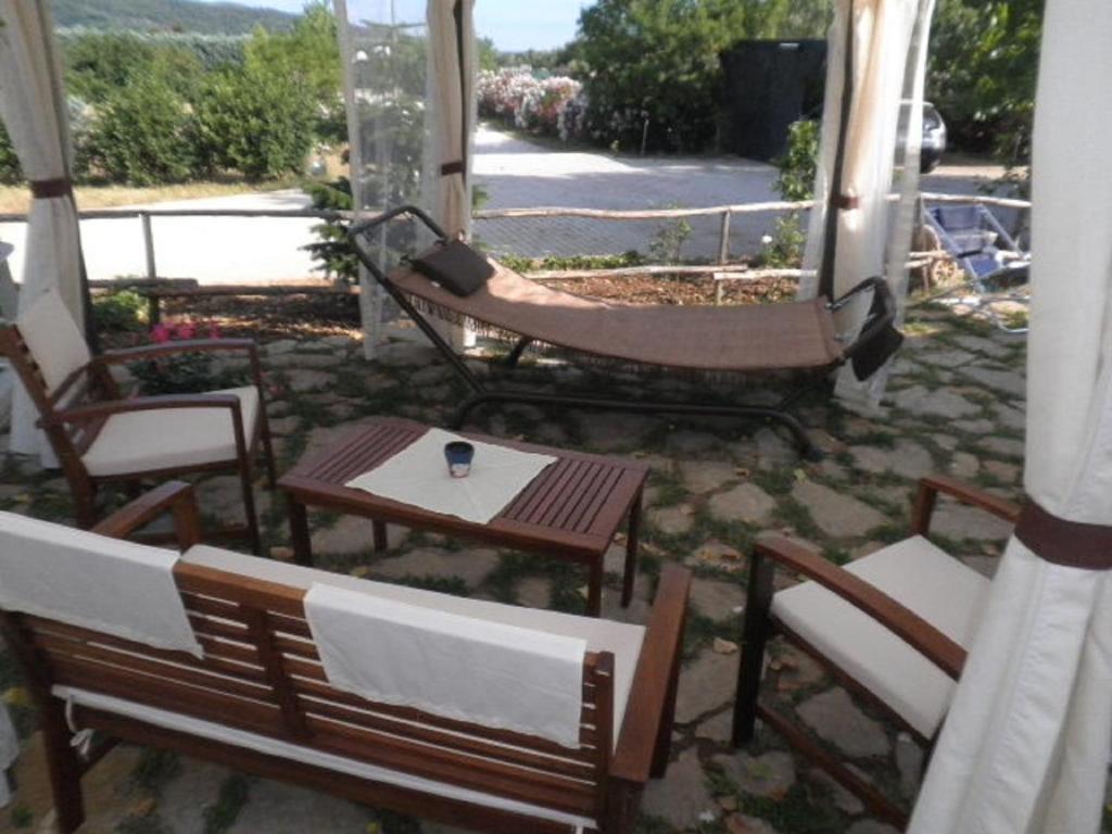 B&B La Formichina Пескичи Экстерьер фото